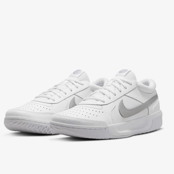 Nike Shoes - Nike Court Zoom Lite 3 in Size 8.5